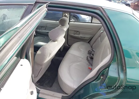 2001 Ford Crown Victoria Police Interceptor z USA, uszkodzony, nr VIN 2FAFP71W61X190896